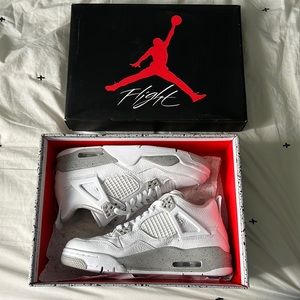 Air Jordan 4 Retro